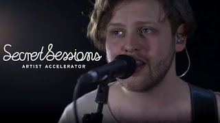 BADMINTON - Footsteps | Secret Sessions