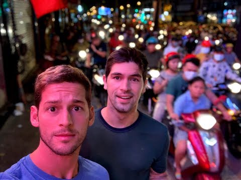 Max Travel: Saigoners (Vietnam)