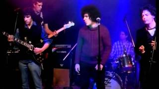 Los Huesos de Gato Negro - No la entiendo