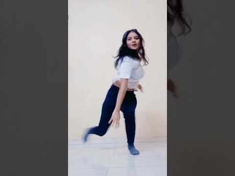 Rutika Jadhav hiphop 