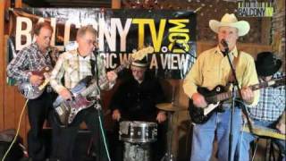 JERRY SIRES BAND - FOUND ME A TRAILER THAT MATCHES MY TRUCK (BalconyTV)
