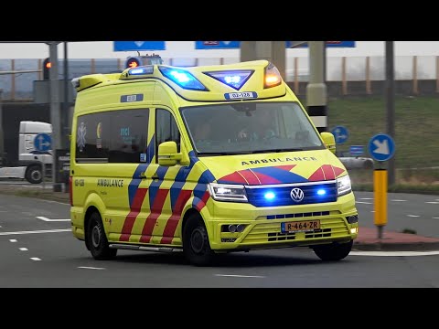 A1, Otaris CR Ambulance 02-128 Heerenveen & WAS-300 Ambulance 25-120 Flevoland in Heerenveen
