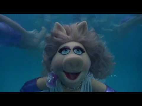 Miss Piggy's Fantasy - The Great Muppet Caper