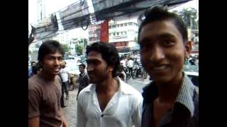 preview picture of video 'アキーラさん国際交流！バングラデッシュ・ダッカの若者！Dahka,Bangladesh'