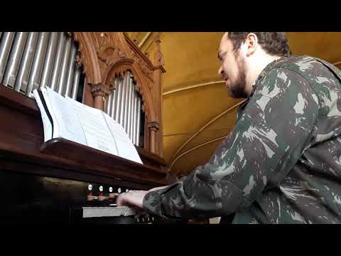 Ao Trono Acorrendo video
