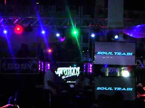 DJ ESNEIDER En El Fay-lan 2011 Openning line