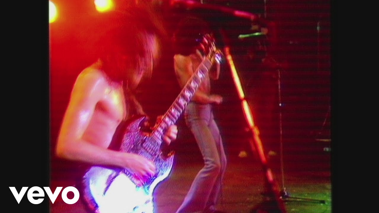 AC/DC - Whole Lotta Rosie (Live - from Countdown, 1979) - YouTube