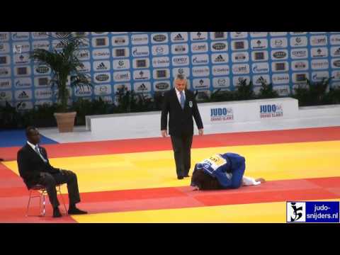 Judo 2012 Grand Slam Paris: Carrascosa (ESP) - Bravik (NED) [-52kg]