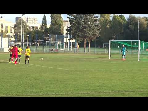 Parasol Wrocław - Maślice Wrocław 1:0. Drugi karny dla gospodarzy, tym razem zamieniony na gola.
