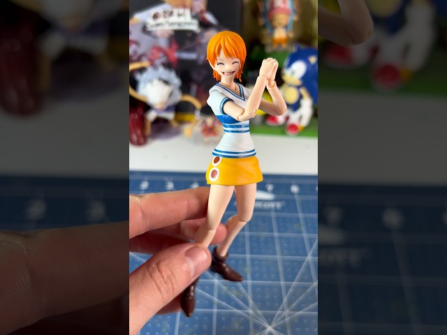 Vídeo relacionado con TAMASHII Nations Nami -Romance Dawn- Fig. 14 cm One Piece SH figuarts