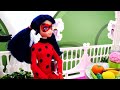 Леди Баг в Супер Кота вселилась акума. Видео для детей с игрушками.