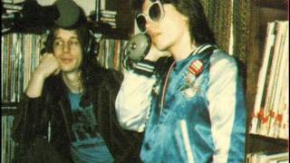 TODD RUNDGREN / ROGER POWELL WXRT 10/19/1977