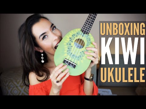 Kiwi Ukulele Unboxing & First Impressions (Amazon Ukulele)