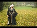 Dressing Up A 12th Century Lady