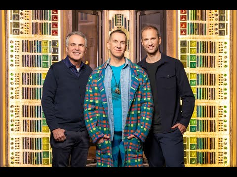 Jeremy Scott designt 500 spektakuläre Kostüme für die neue Grand Show am Palast!