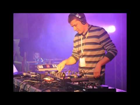 Dimitri Vegas & Like Mike vs DVBBS & Borgeous - Stampede & Tsunami (Dorian Cue Mashup)