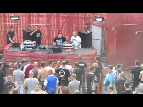 Speedfolter vs The Hitman @ Pandemonium outdoor 21-06-2014