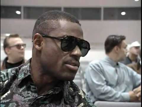 Mr Olympia 1992 - Helsinki backstage pumproom interview - Part1