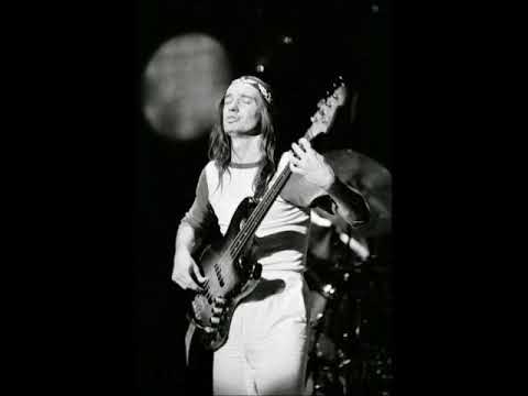 Jaco Pastorius - Bass Solo( Live in Stoneybrook) RARE!