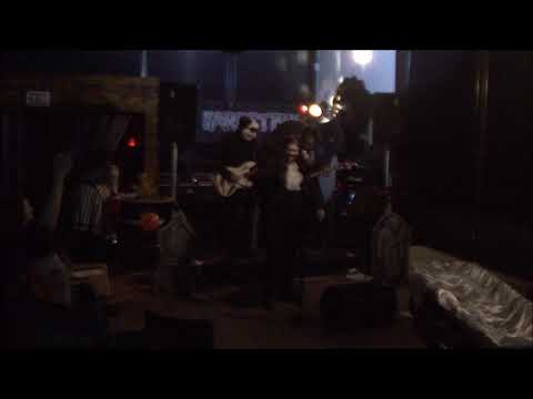 The Karnsteins (horror punk - Slovensko) - The Karnsteins - Halloween Night (Live)