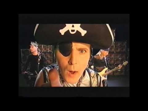 Black Ingvars - Sjörövarfabbe (Official Music Video)