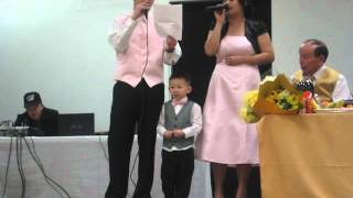 tou thao and dee thao and little cutie nephew tristan thao singing yawg thiab pog