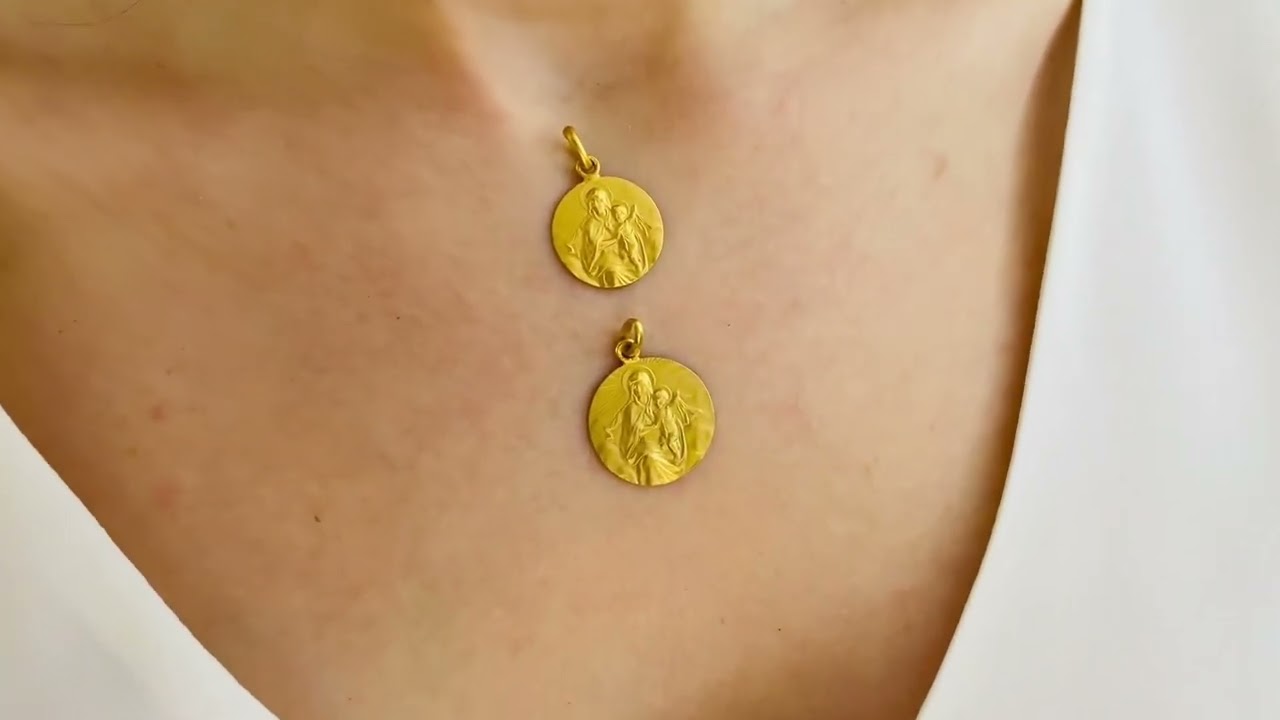 Medalla Virgen del Carmen Manto Oro 18kt 04515201652-04515201852 Medallas Religiosas Joyería Nicols
