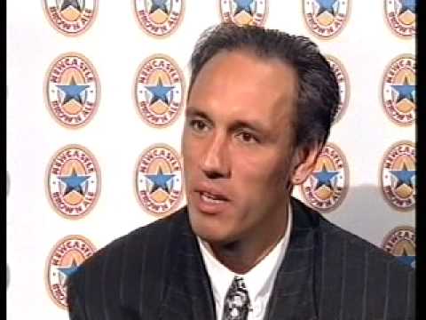 1997/98 Season: Newcastle United 2 - 0 Hull City (League Cup 3rd Round)