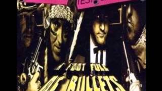 Distorted View - Peter and The Test Tube Babies