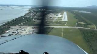 preview picture of video 'Landing Norman Wells Rwy 27 NWT Canada Cockpit View'