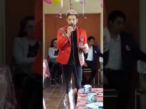 Alexis salinas el mejor de chile ABRAZAME FUERTE  en vivo