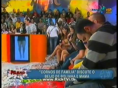 Pânico na TV - 14/08/11 - Cornos de Familia discure o beijo de Bolinha e Mama