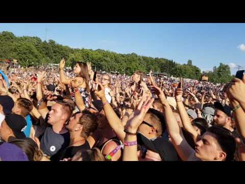 Raf Camora & BonezMC - Safari feat. Maxwell  live@ Happiness Festival