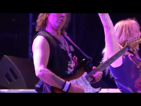 Iron Maiden - Fear Of The Dark (Sonisphere Festival, Knebworth 5th July 2014)