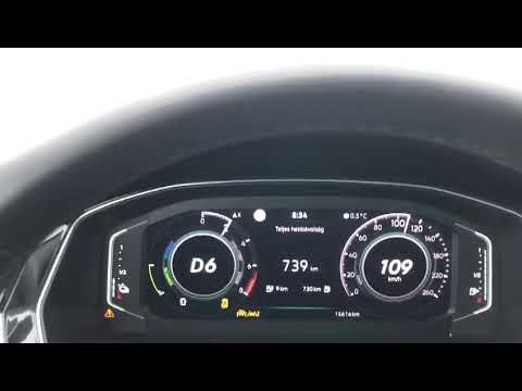 Passat GTE on the Autobahn in December