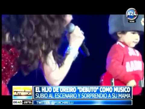 Natalia Oreiro . Venenososdesiempre.com . 12/2013 . Furor en Rusia y Merlin. Tour Hits
