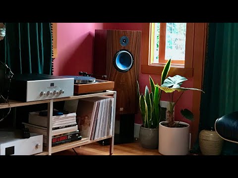 What's in a hifi audio reviewer's "Reference" system? - Behind the scenes w/ Rafe Arnott