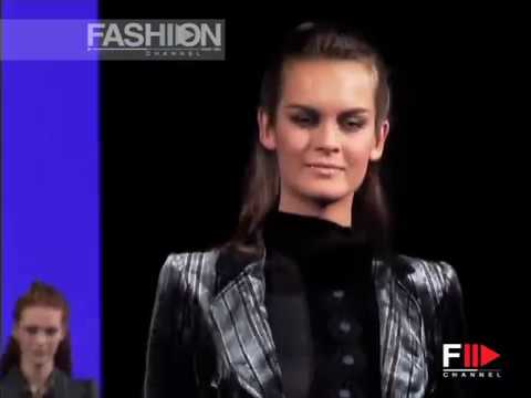 Fashion Show "Emporio Armani" Autumn Winter 2006 / 2007 Milan 2 of 3 by Fashion Channel