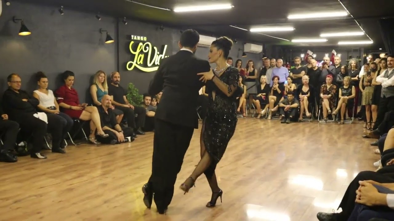 Talia Gorla & Gustavo Alvarez 2/4 Juan D'Arienzo - Mi Dolor Tango La Vida Night of the Maestros