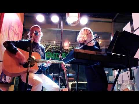 April Rooks and Rob Grater live at Avocado's