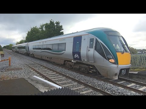 Irish Rail 22000 Class Intercity Train 22346 - Monasterevin Station, Kildare