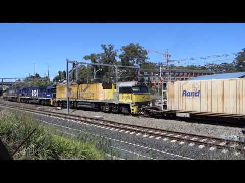 NR39 / 8224 / NR18 (Indian Pacific) with Pacific National 7BM4 - 6/11/16