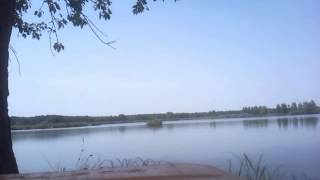 preview picture of video 'Rejtélyes úszó sziget a Jászkiséri horgásztavon!!!!!!!'