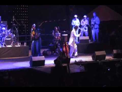 Don Carlos - Johnnie Big Mouth