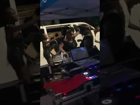 flava walk Gucci flava