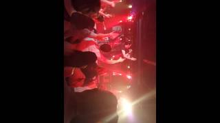 Trapt performing "Passenger" at the machine shop f