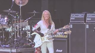 Lita Ford - &quot;Black Leather Heart / Close My Eyes Forever&quot; (5/6/23) M3 Rock Festival