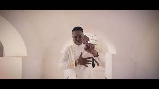 Download lagu Duden j feat Alif Naaba - Le noir en couleur (Clip officiel) mp3
