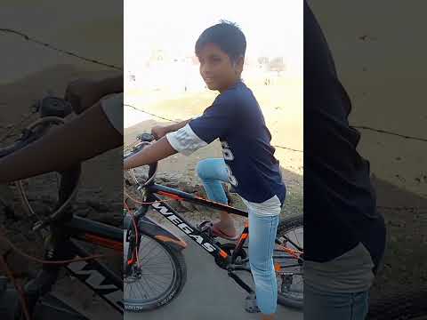 we made a sixcycle -  इसे देख कर सब लोग पागल हो गए