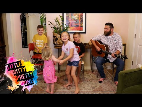 Colt Clark and the Quarantine Kids play "Little Bitty Pretty One"
